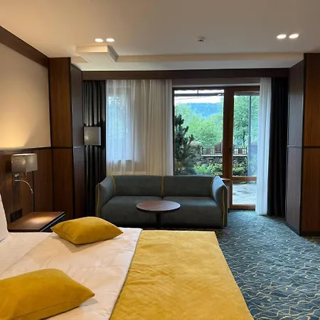 Курортный комплекс ведмежа гора Family Resort&spa Яремча