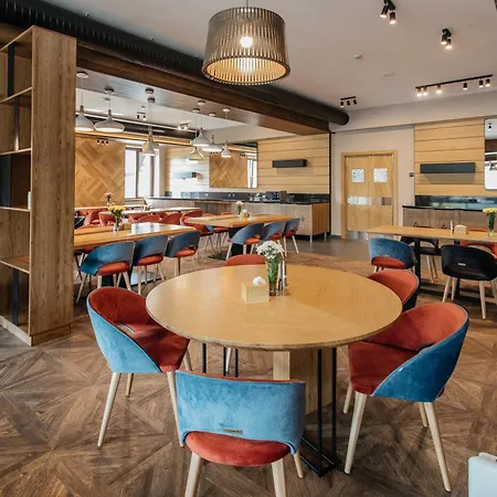 ведмежа гора Family & Θέρετρο Γιαρέμτσε