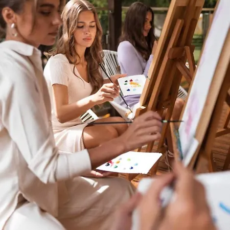 Курортный комплекс ведмежа гора Family Resort&spa