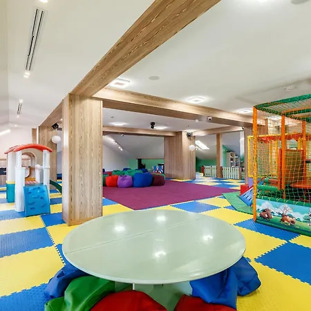 Ведмежа Гора Family Resort & Spa Resort