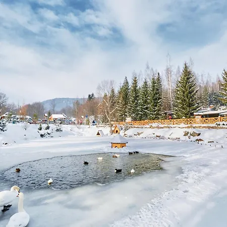 Ведмежа Гора Family Resort & Spa Resort *